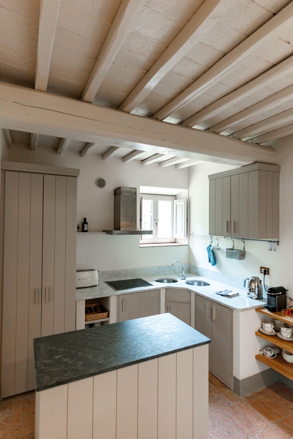 Autumn, Kitchen, Spring, Summer