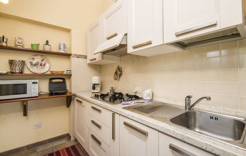 Autumn, Kitchen, Spring, Summer