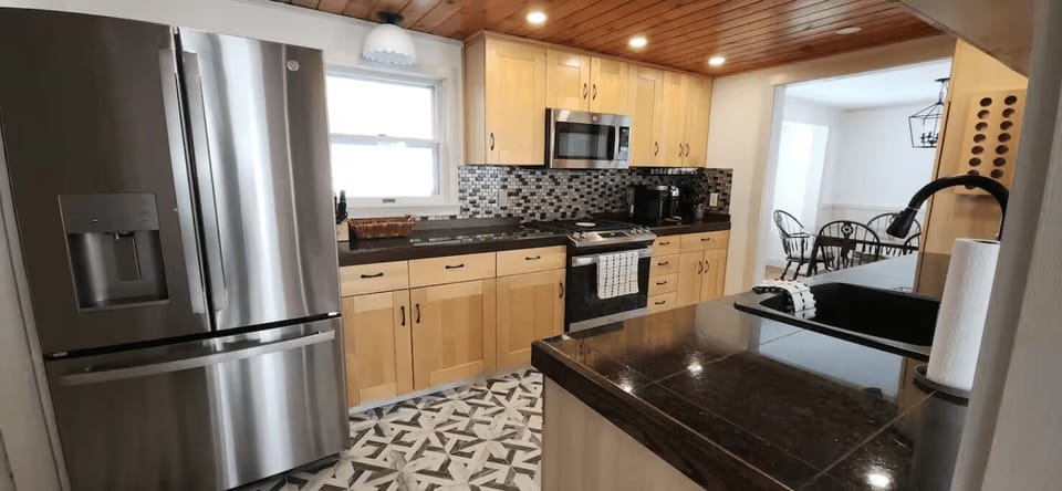 Fully equipped kitchen