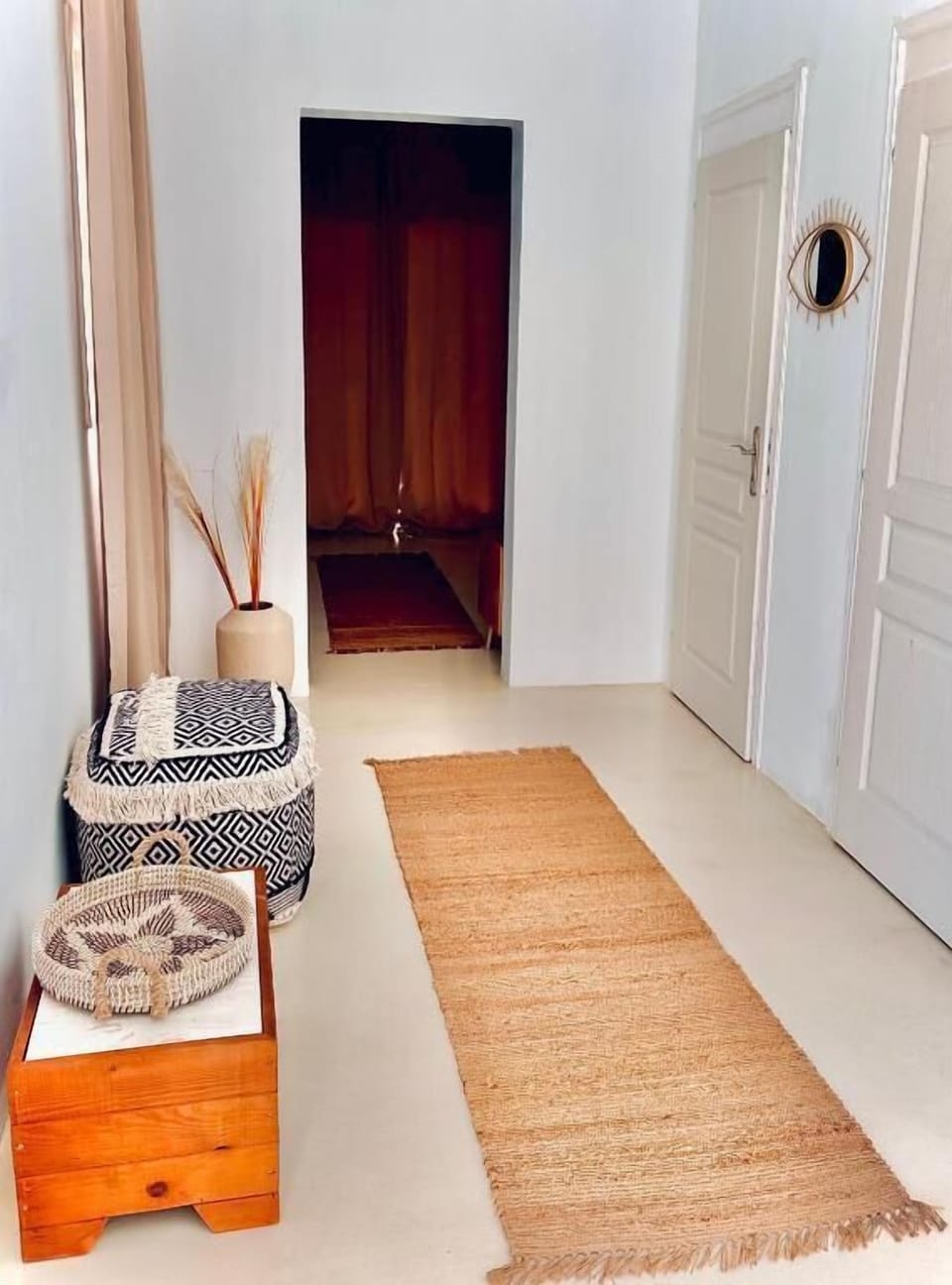 Corridor and entrance