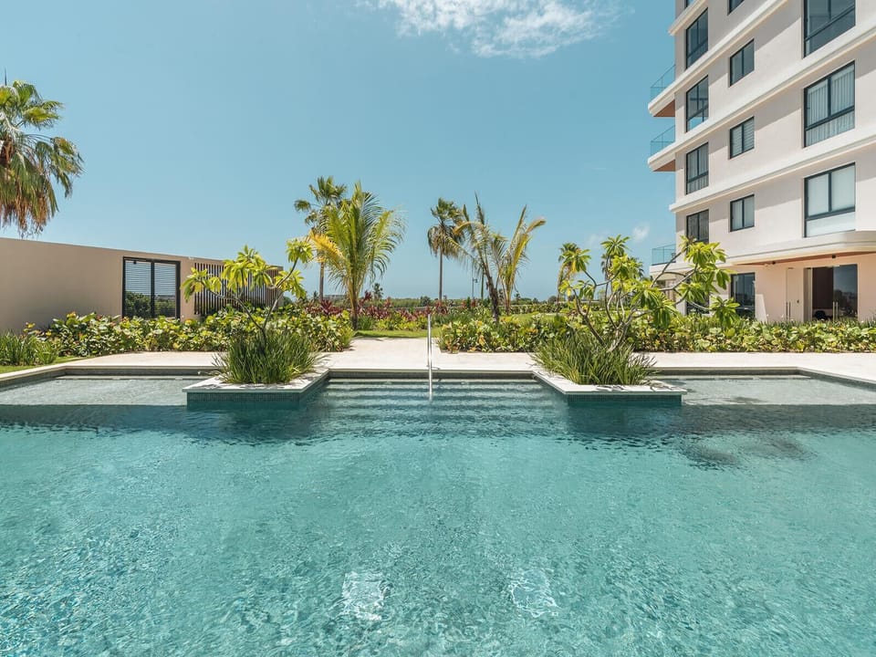 Shared pool perfect for kids and adults alike!