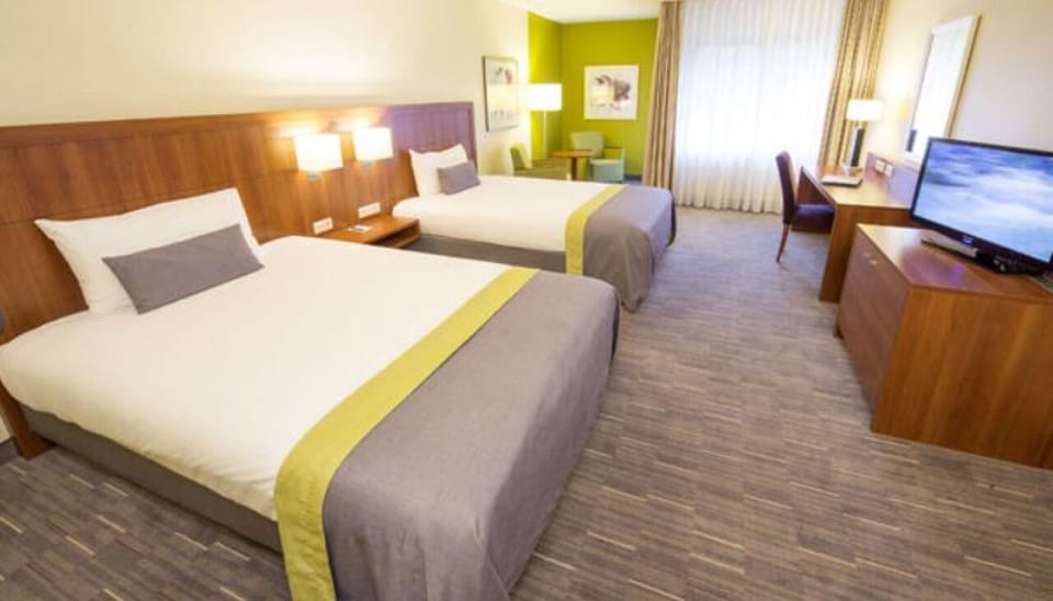 Unit with 2 Double size beds