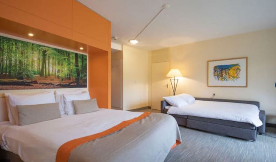 Unit with 1 King size bed