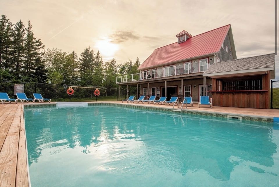 Seasonal Pool 