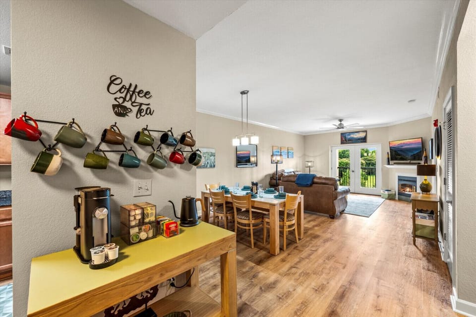 Complimentary Coffee and Tea bar