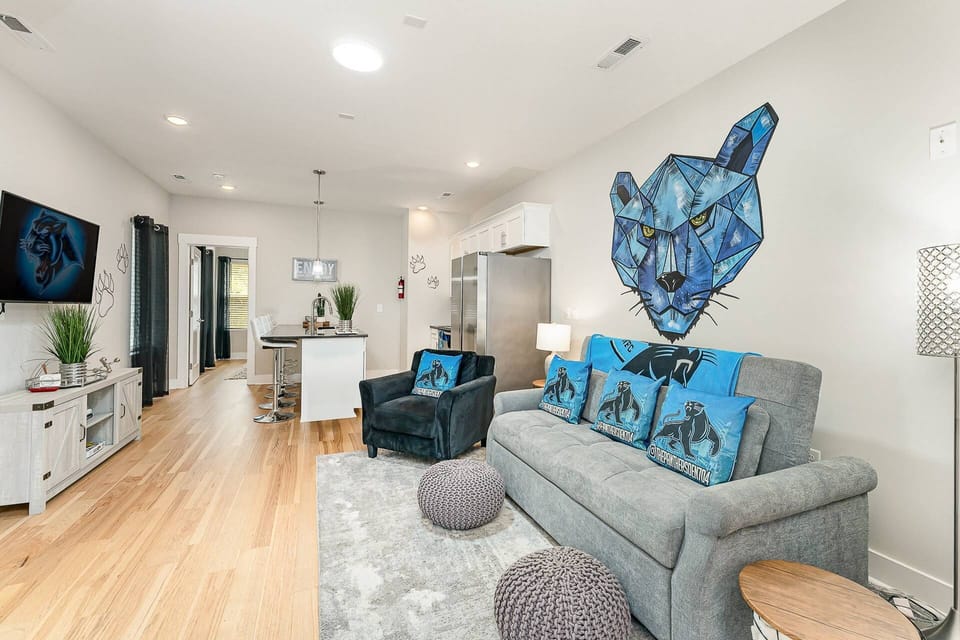 Bottom floor living area with private kitchen, Bedroom, & Bath!
