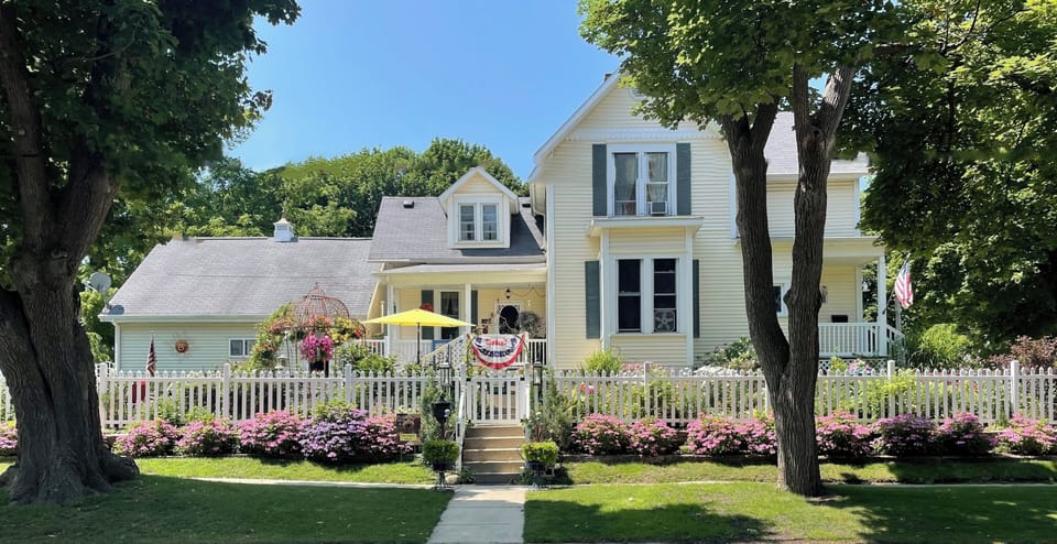 Abigail Manor front of home on Sycamore St/4th Street