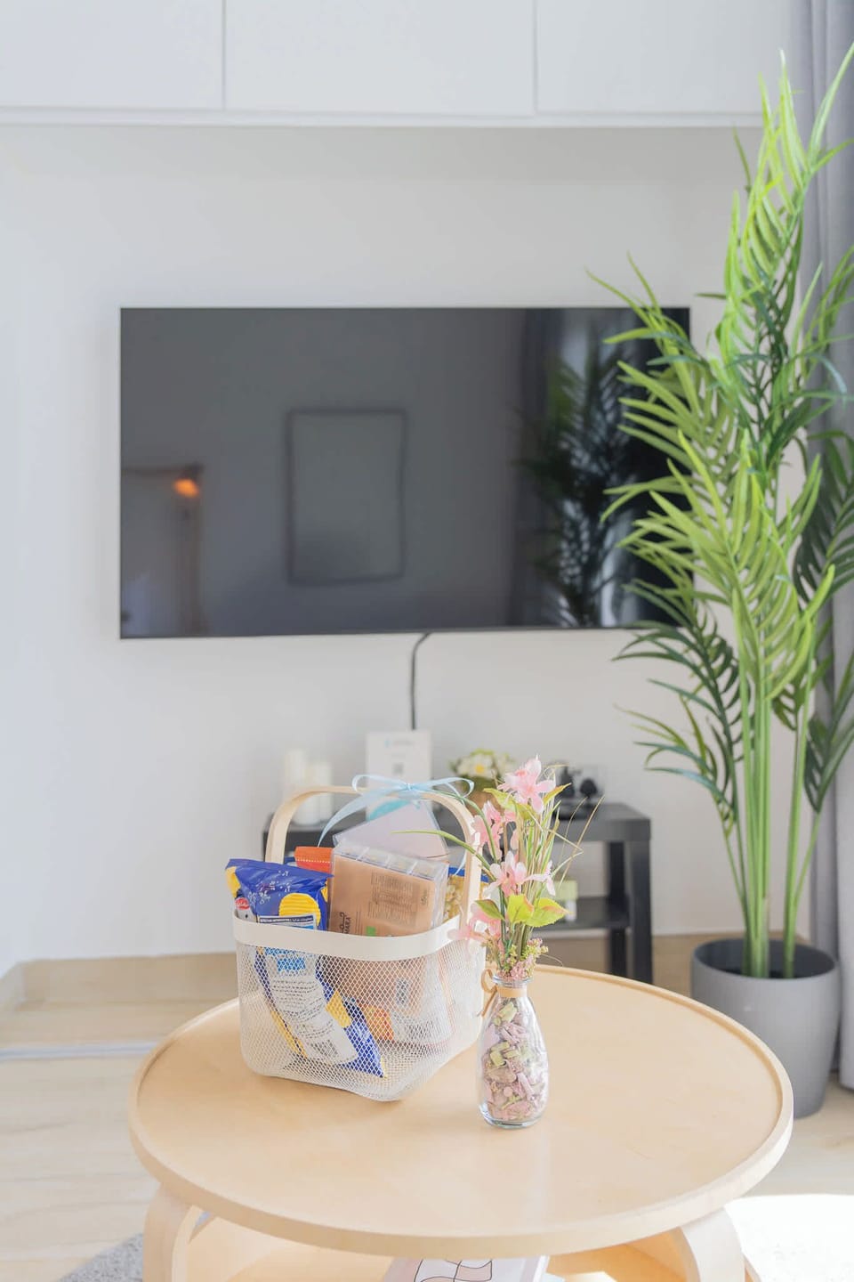 Studio Space - Details