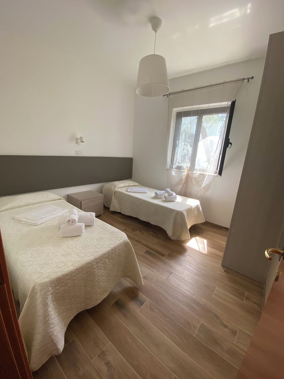 Single bed