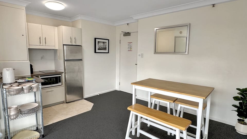 Kitchen/Dining Area