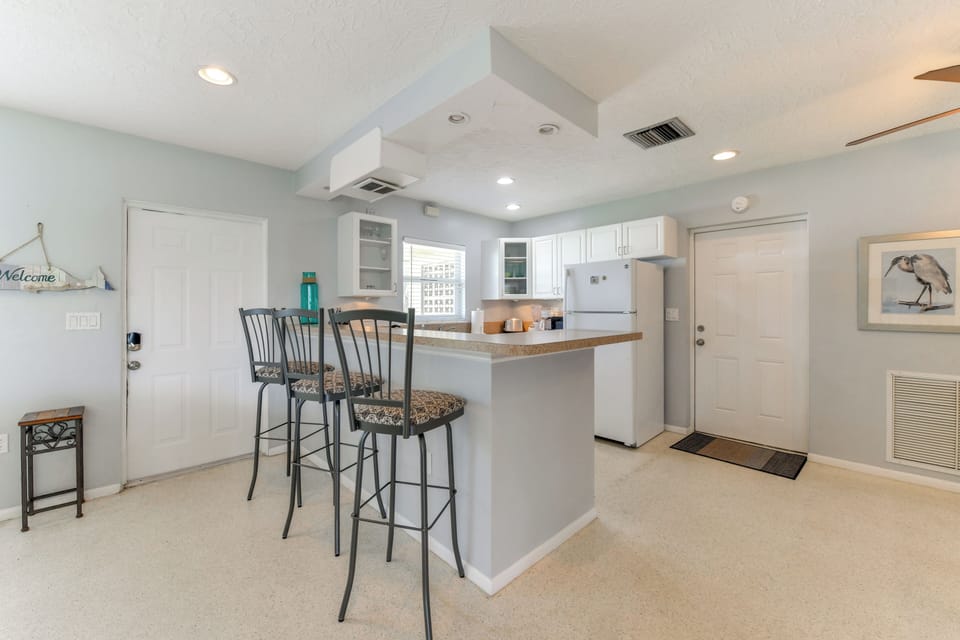 Kitchen | Cooking Basics | Drip Coffee Maker | Blender | Microwave | Toaster