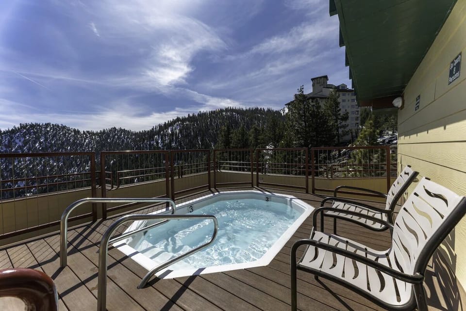 Hot tub