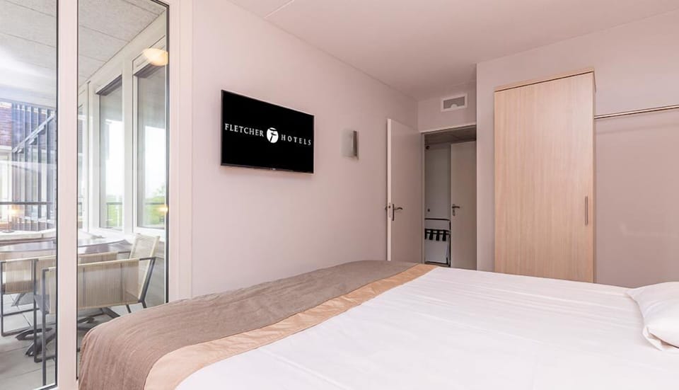 Unit with King bed
