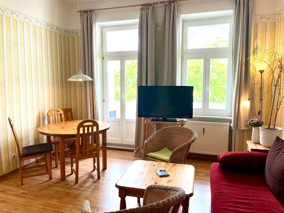 Small vacation apartment no. 16 - Pension Haus Edelweiß Bed and Breakfast in Binz