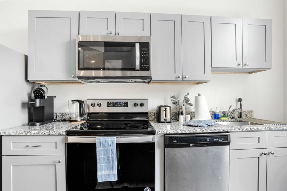 Fully equipped kitchen