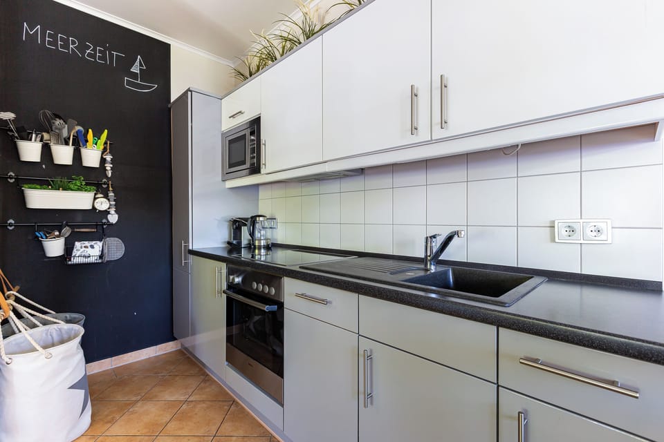 Modern Kitchen with Elegant Appliances