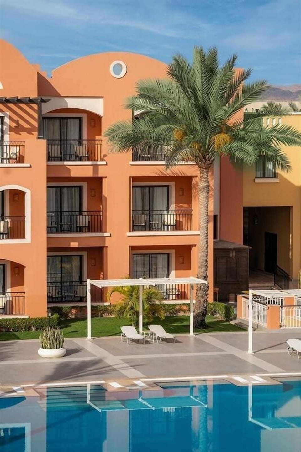 Arrive smoothly with a welcoming reception and polished service.