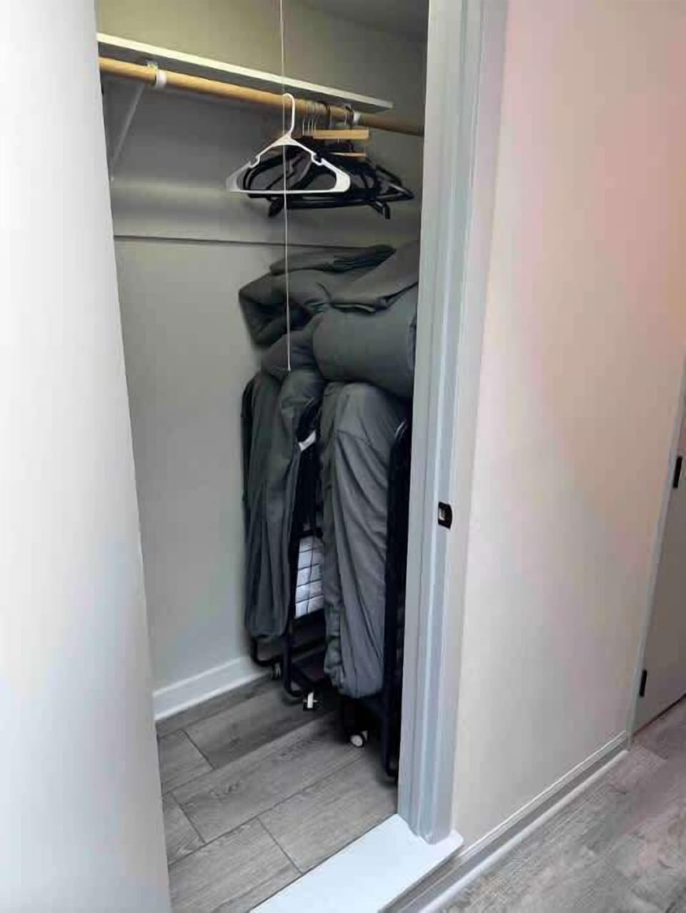 2 folding beds in closet