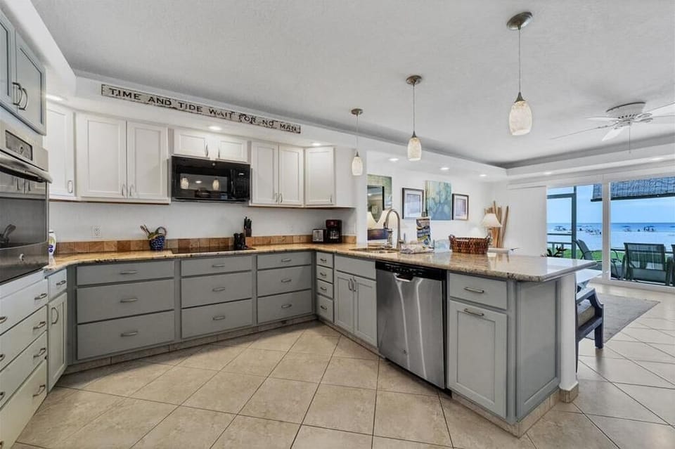 A104 - Kitchen