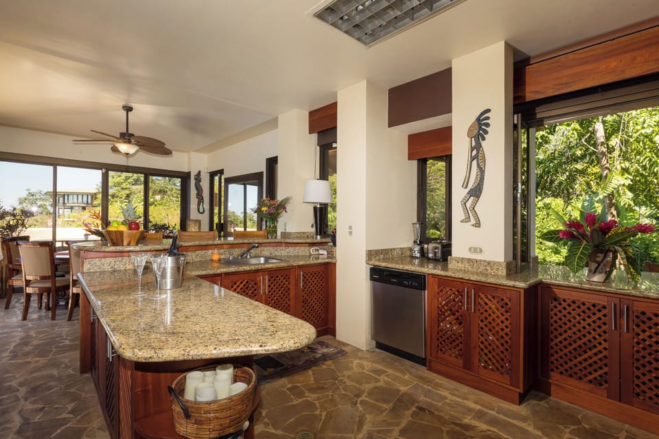 Tulemar Garden House Kitchen 