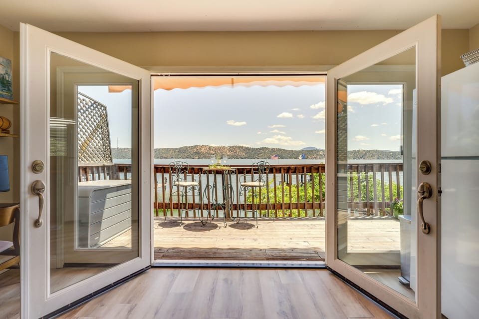 Balcony | Main Level