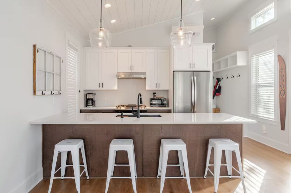 Upgraded kitchen and appliances. Everything you need!