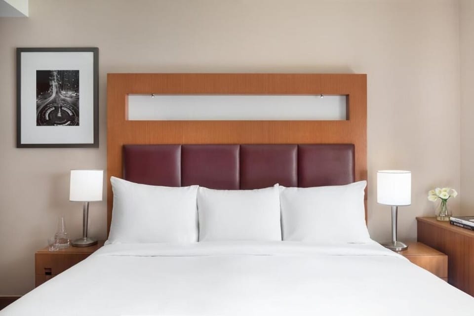Unit with Queen bed