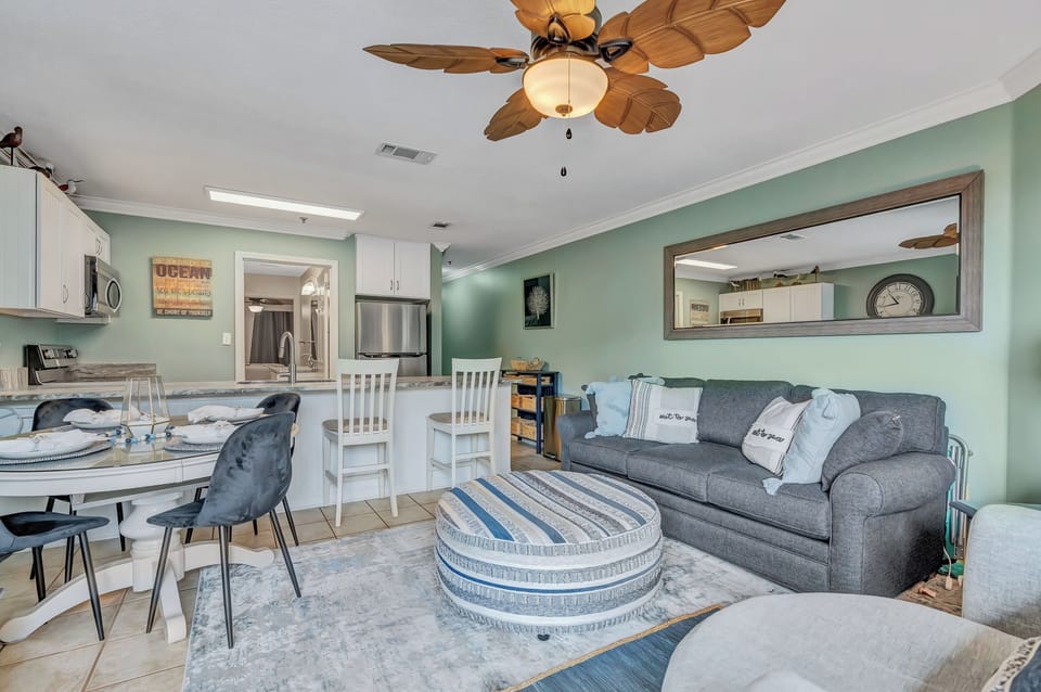 Living Room- Kitchen Island