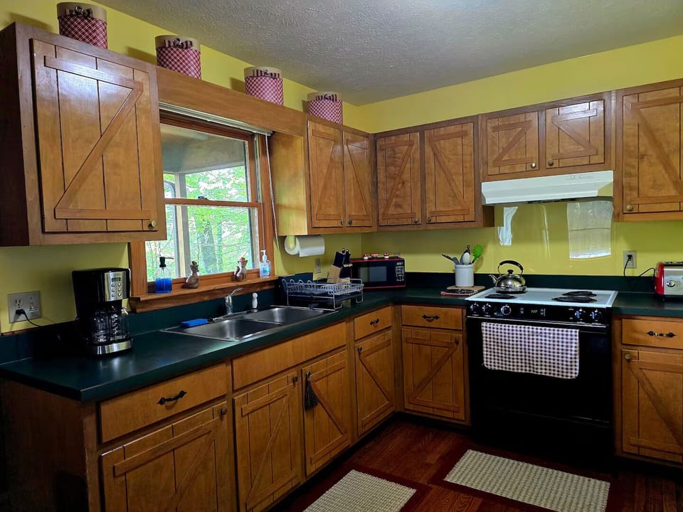 Fully stocked kitchen 