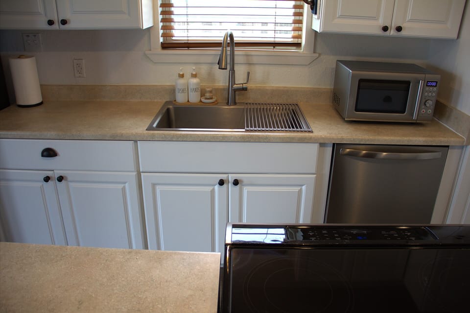 Dishwasher for easy cleanup