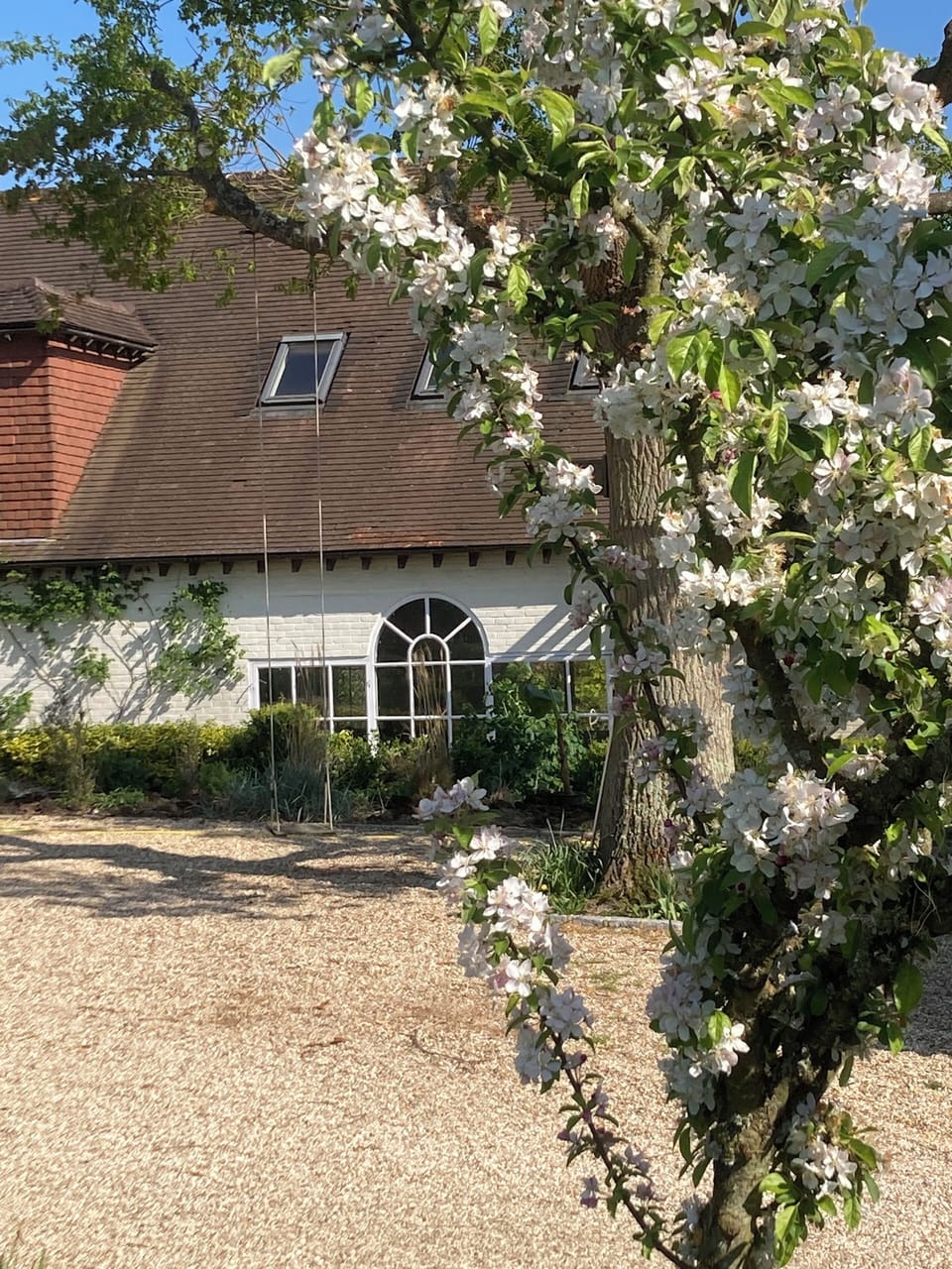 Exterior- old sussex farmhouse