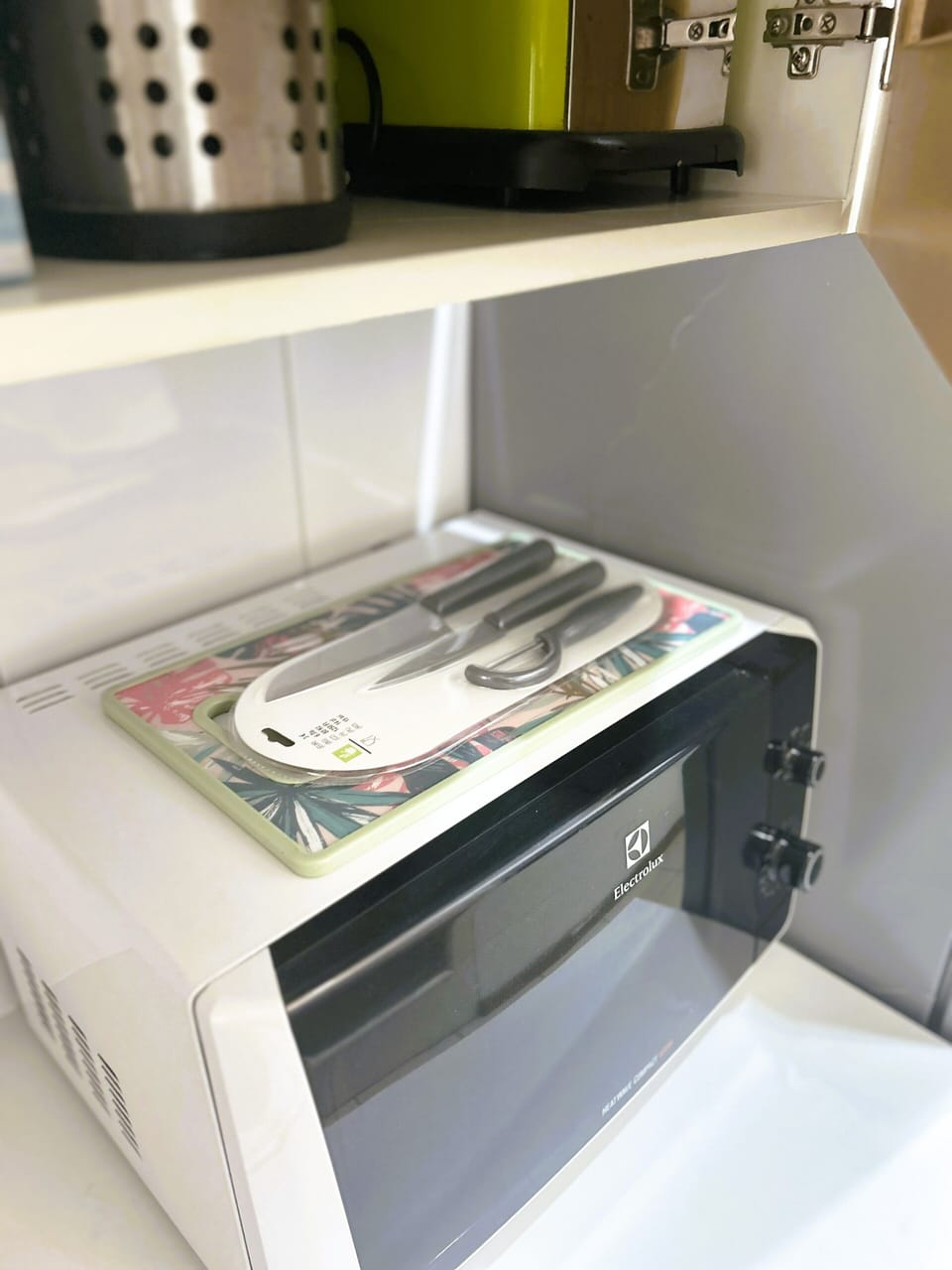 Microwave