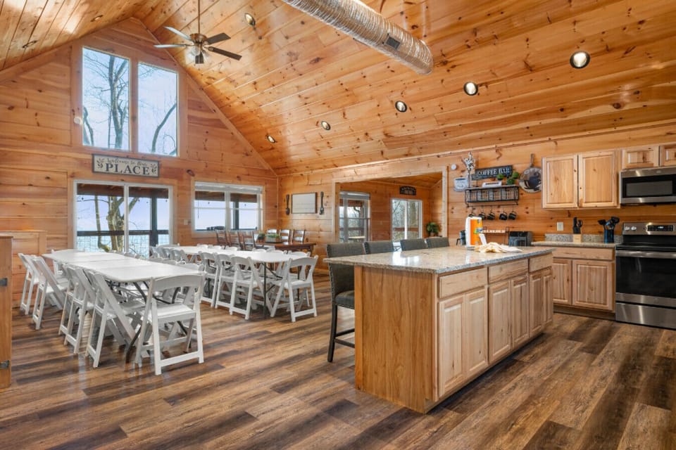 Intimate indoor reception for 60