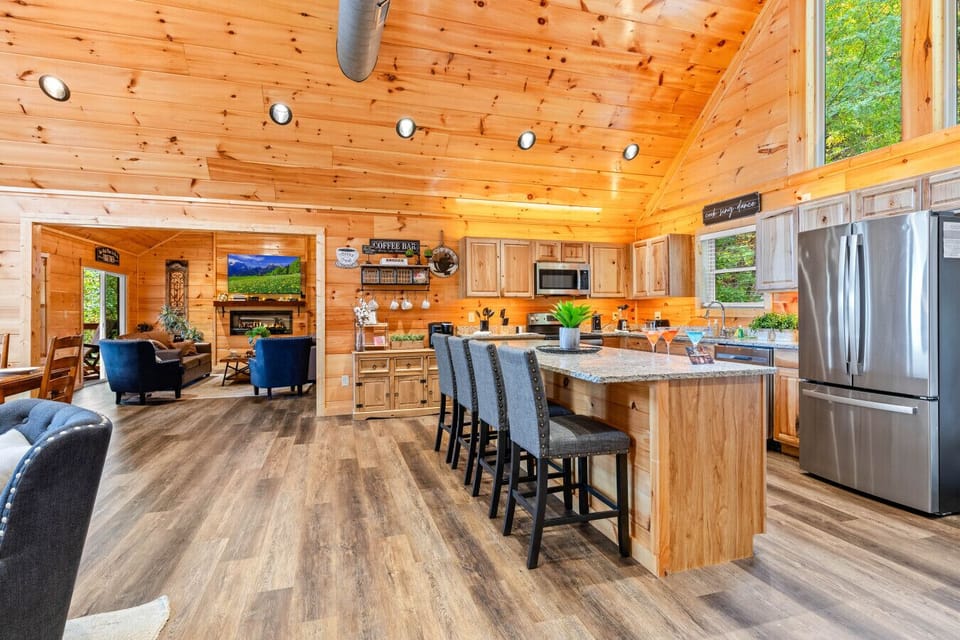 Cabin 1: Kitchen