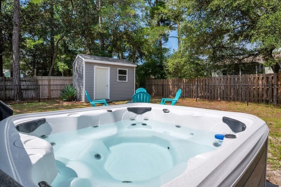 Private Back Yard with Hot Tub and Firepit