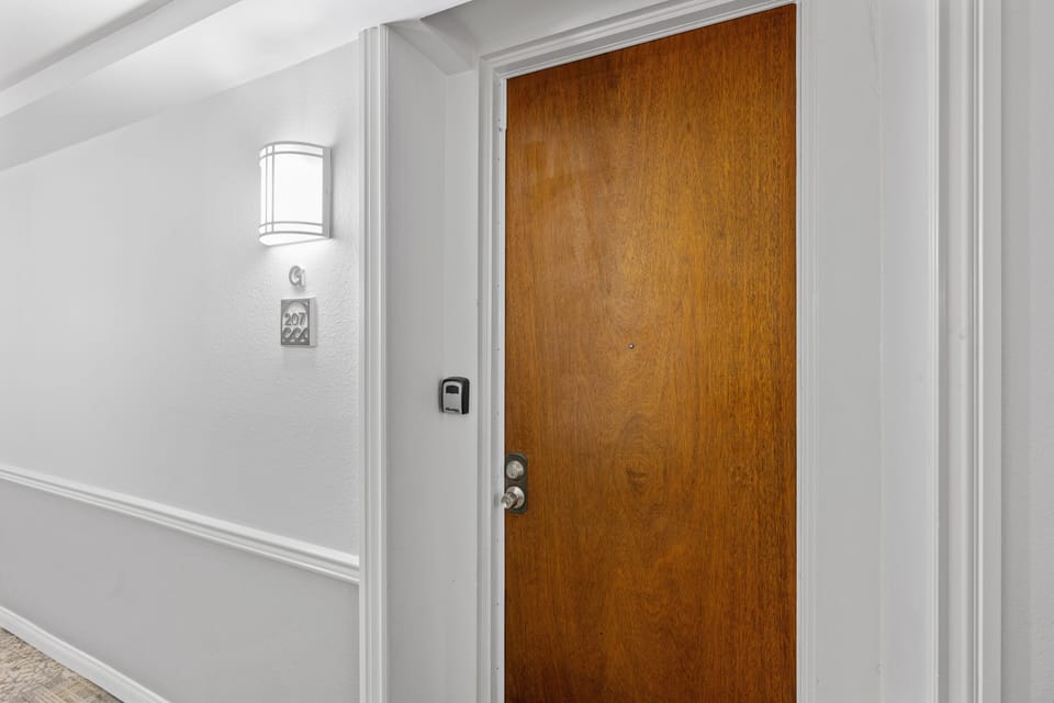 Step inside and find your perfect spot to unwind—whether reading a book, enjoying a movie, playing games, or simply soaking in the peaceful moments.