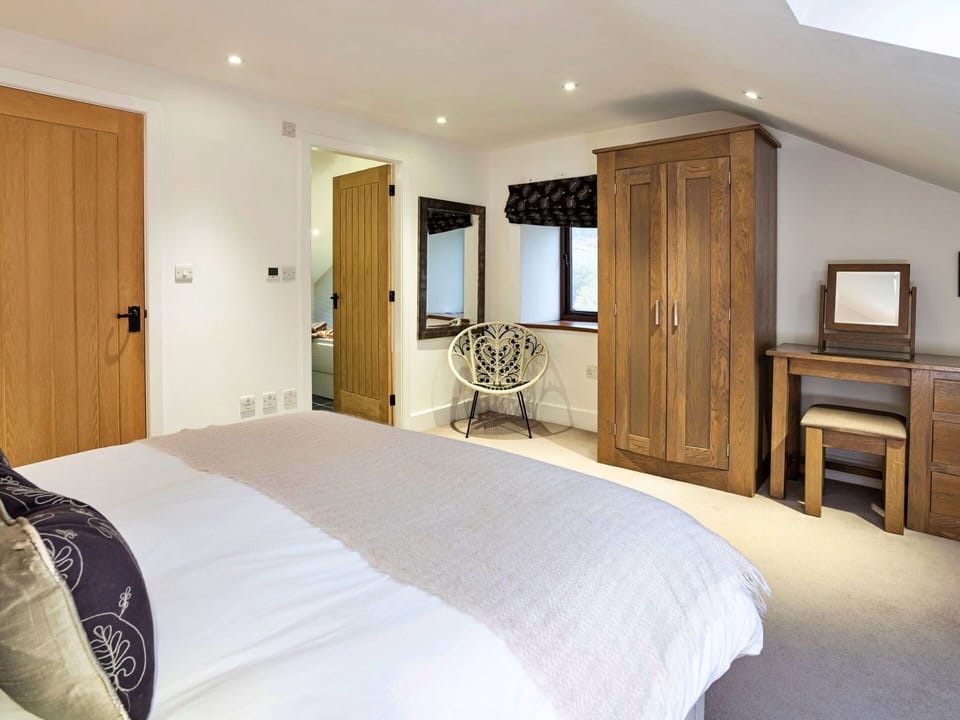 Furniture, Bed, Interior Design, Bedroom, Wood, Bedding, Flooring, Floor, Bed Sheet, Room