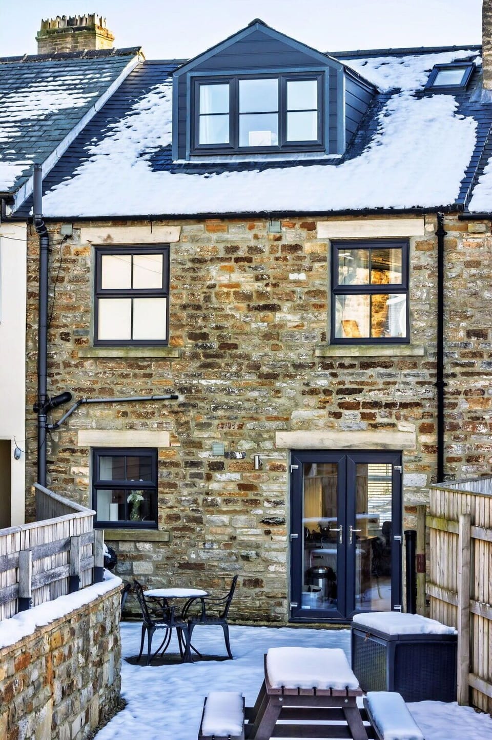 Shade, Mountain Range, Outdoor Structure, Eco Hotel, Deck, Outdoor Furniture, Garden, Chair, Landscaping, Hardwood