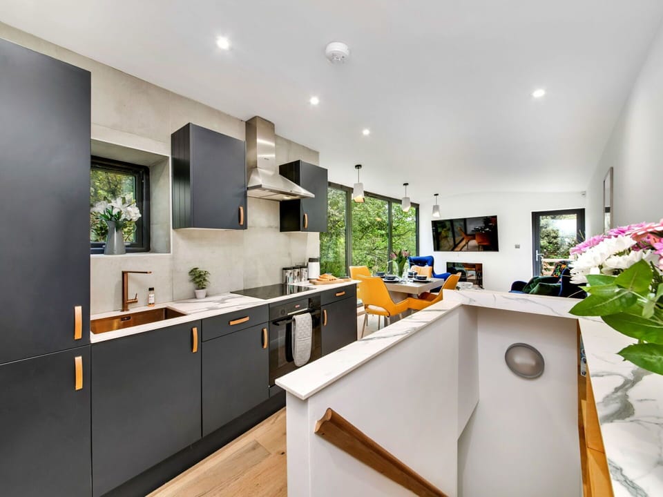 Deck, Shade, Hardwood, Outdoor Furniture, Balcony, Plank, Eco Hotel, Swimming Pool, Wood Flooring, Resort