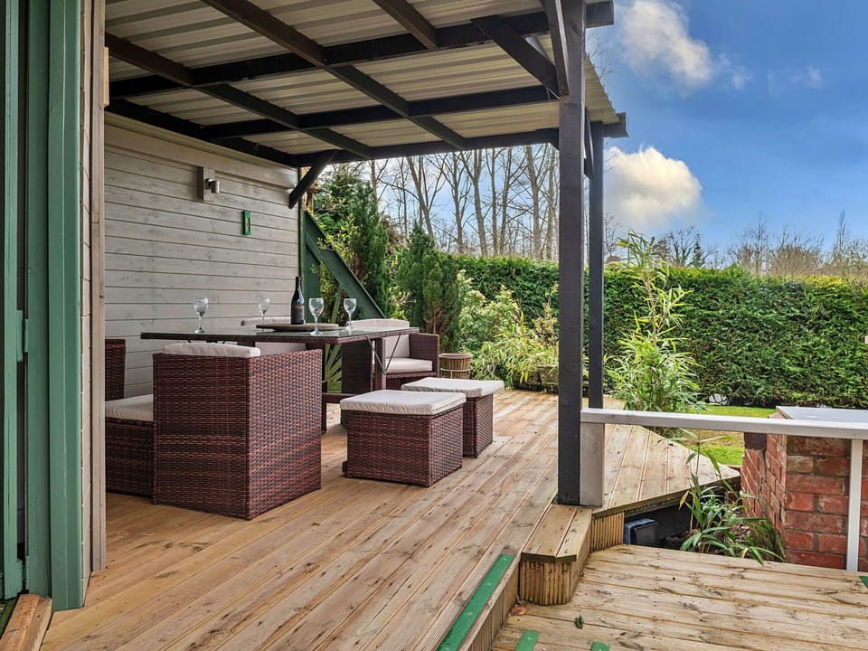 Deck, Shade, Hardwood, Outdoor Furniture, Balcony, Plank, Eco Hotel, Swimming Pool, Wood Flooring, Resort