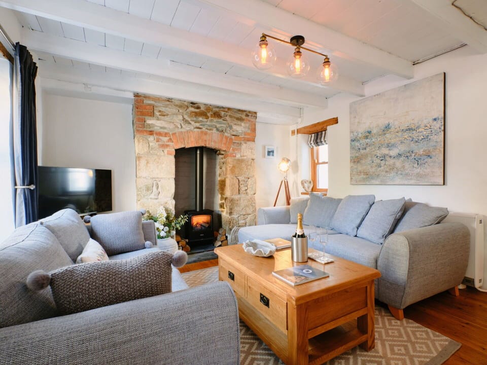 Apartment, Balcony, Shade, Marina, Hotel, Dock