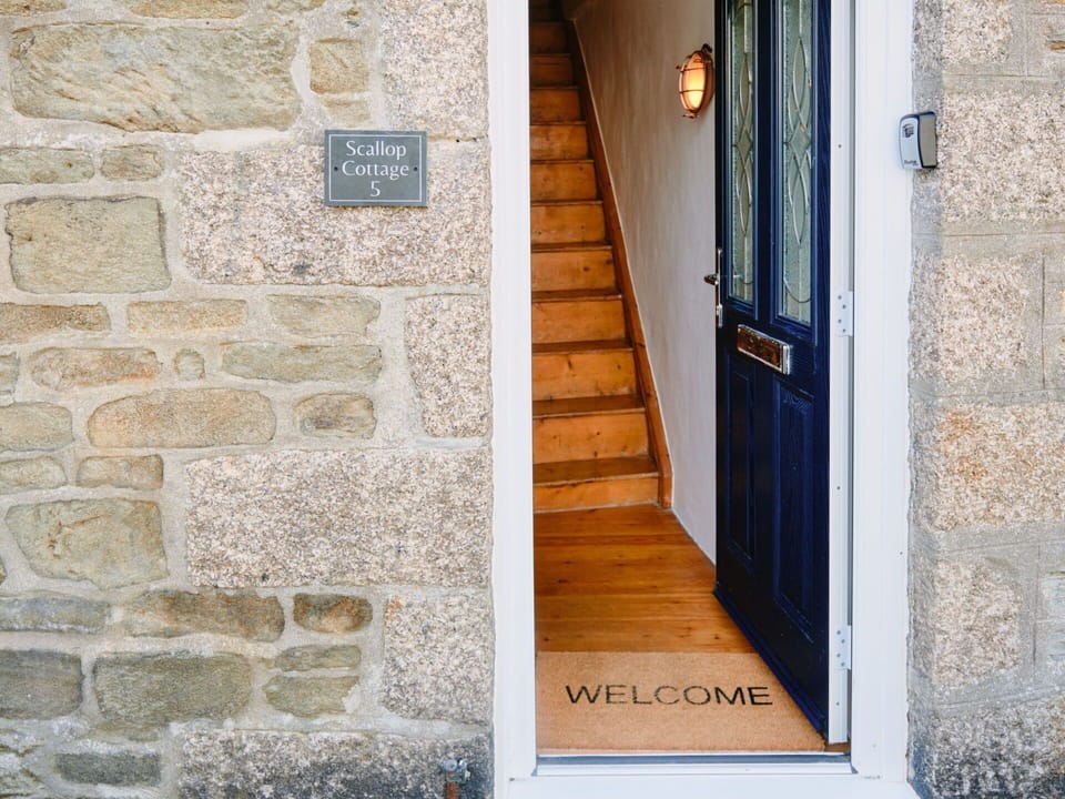 Apartment, Balcony, Shade, Marina, Hotel, Dock