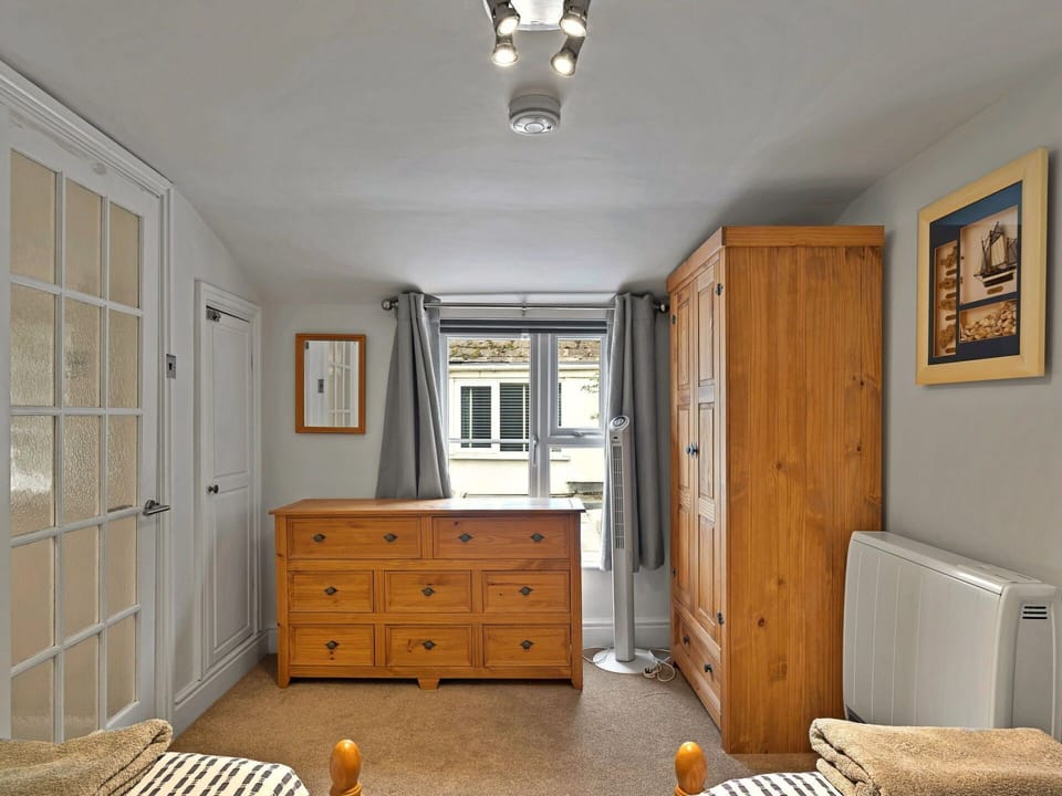 Apartment, Balcony, Shade, Marina, Hotel, Dock