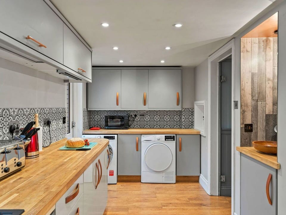 Apartment, Mountain Range, Valley, Alps, Hotel, Mountain Village