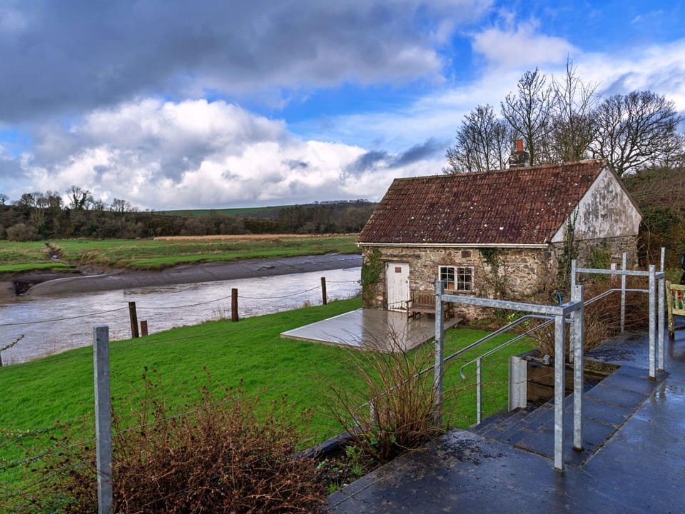 Apartment, Mountain Range, Valley, Alps, Hotel, Mountain Village