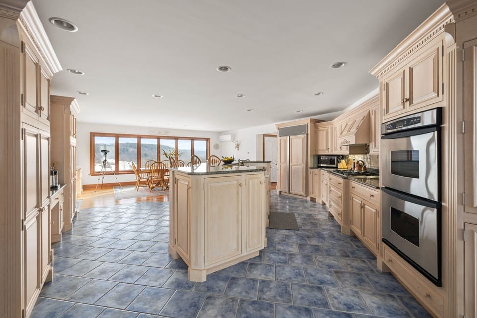 Everything is supplied so you don't have to haul around your cookware. You'll have enough to prepare a Holiday Feast with the fully stocked kitchen.