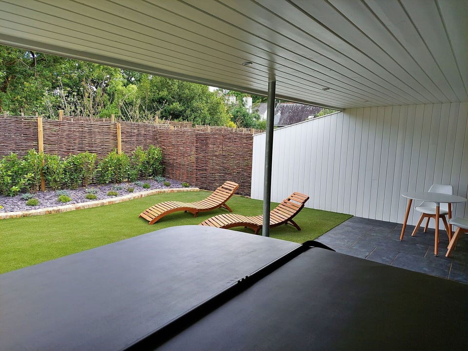 Apartment, Balcony, Shade, Marina, Hotel, Dock