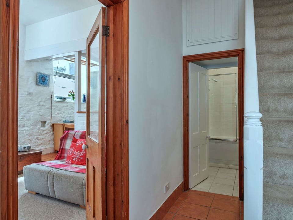 Flooring, Wall, Floor, Wood, Interior Design, Door, Room, Ceiling, Home, Furniture