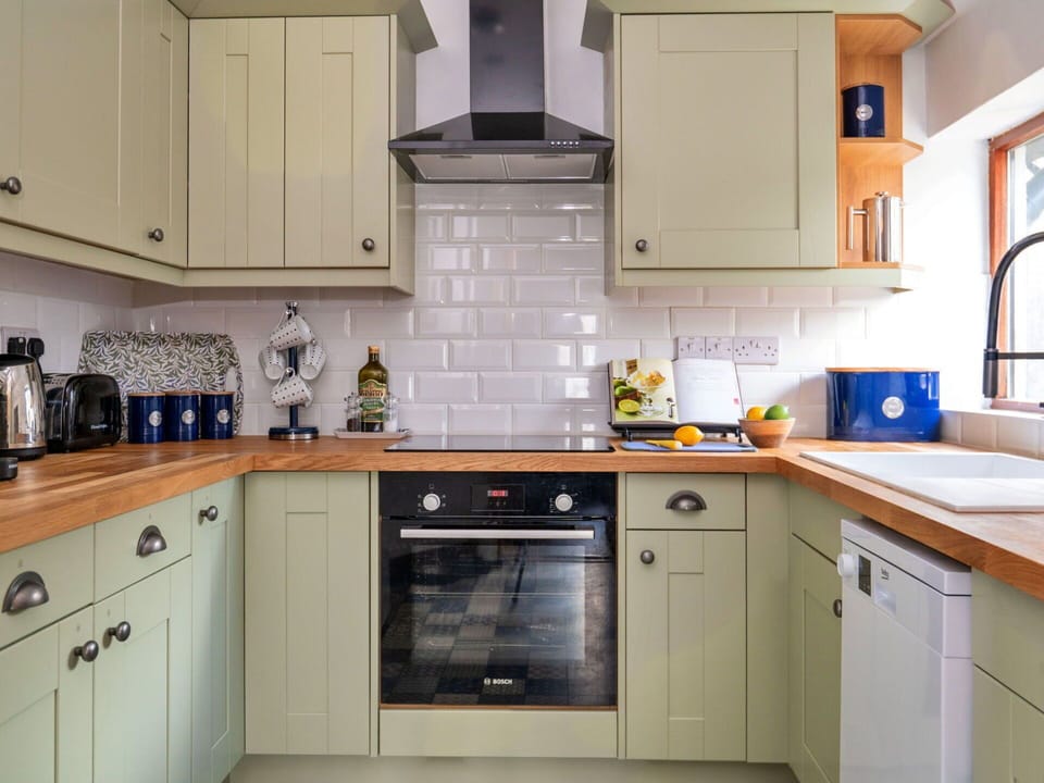 Apartment, Balcony, Shade, Marina, Hotel, Dock