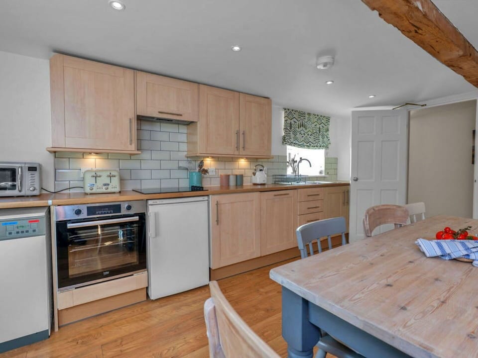 Apartment, Balcony, Shade, Marina, Hotel, Dock